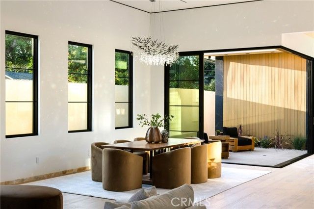 11826 Kling Street, Valley Village, CA 91607