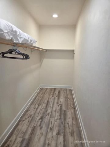 4460 NW 19TH STREET, Gainesville, FL 32605