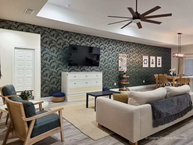 4460 NW 19TH STREET, Gainesville, FL 32605