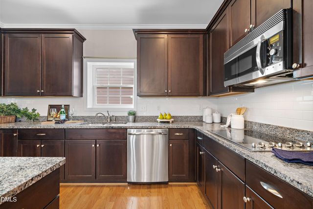 917 Bentbury Way, Cary, NC 27518