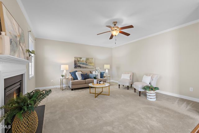 917 Bentbury Way, Cary, NC 27518