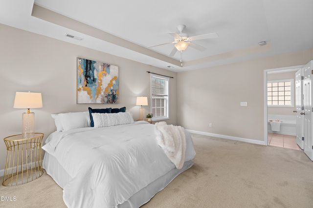 917 Bentbury Way, Cary, NC 27518