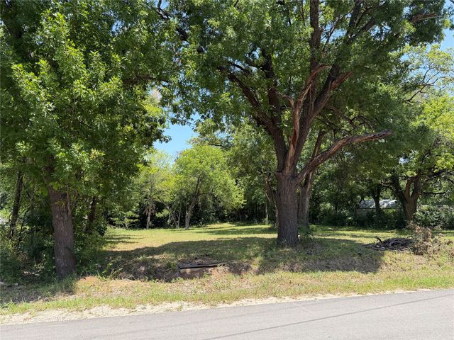 901 S Bryant Avenue, Sherman, TX 75092