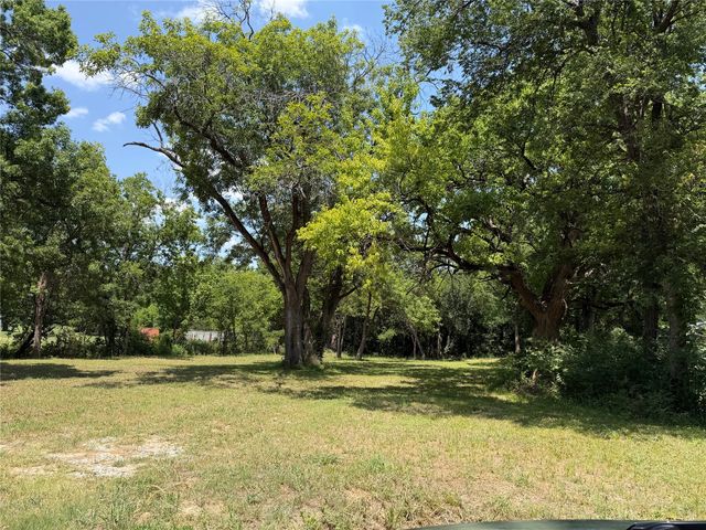 901 S Bryant Avenue, Sherman, TX 75092
