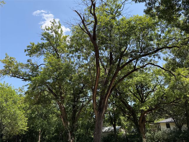 901 S Bryant Avenue, Sherman, TX 75092