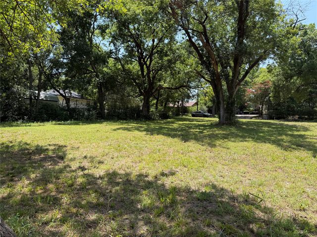 901 S Bryant Avenue, Sherman, TX 75092