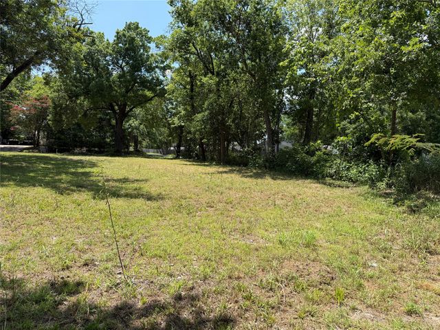 901 S Bryant Avenue, Sherman, TX 75092
