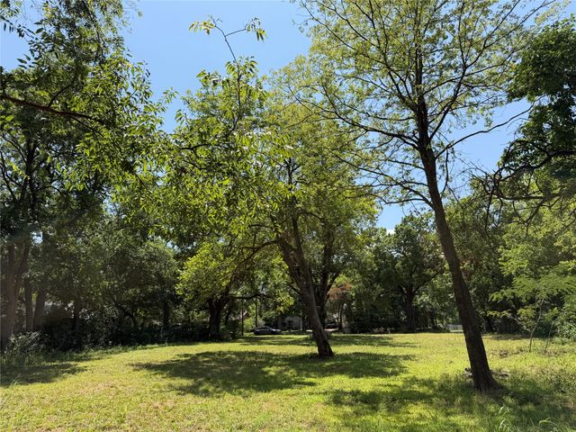 901 S Bryant Avenue, Sherman, TX 75092