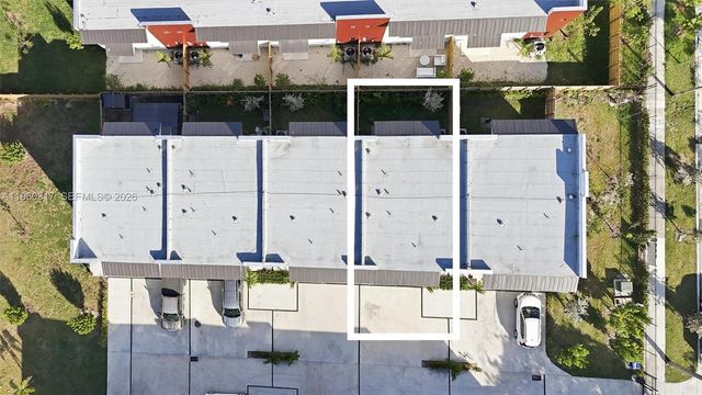 936 NW 10th St 3, Florida City, FL 33034