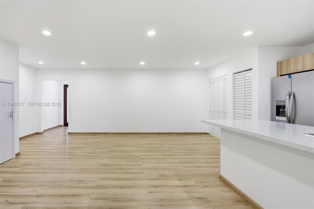 936 NW 10th St 3, Florida City, FL 33034