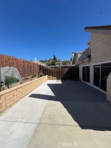 22813 Rio Clara, Valencia, CA 91354