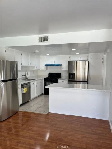 22813 Rio Clara, Valencia, CA 91354
