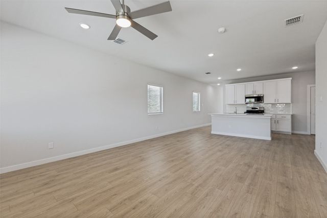 512 Green Grass, Mckinney, TX 75701