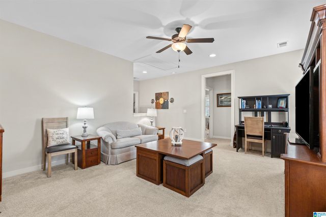 308 LAKEWOOD CIRCLE, Helena, AL 35080
