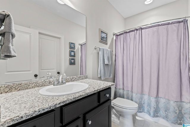 308 LAKEWOOD CIRCLE, Helena, AL 35080