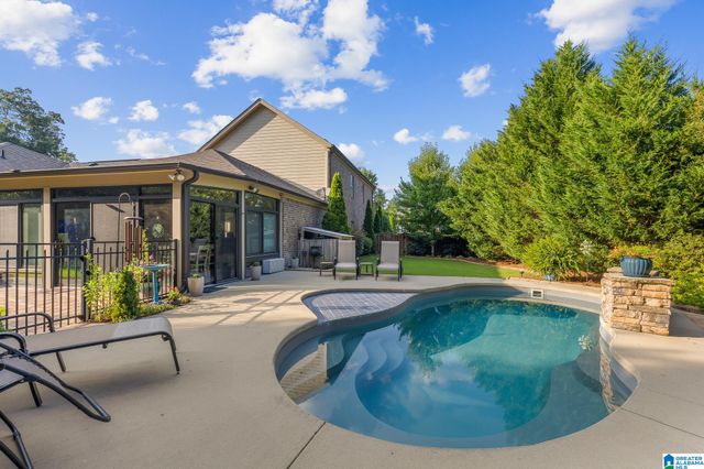 308 LAKEWOOD CIRCLE, Helena, AL 35080