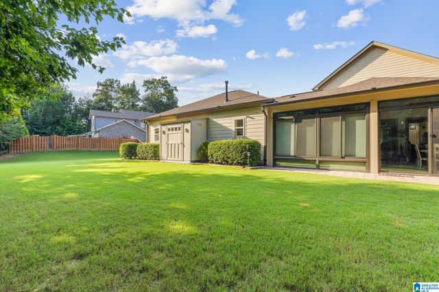 308 LAKEWOOD CIRCLE, Helena, AL 35080