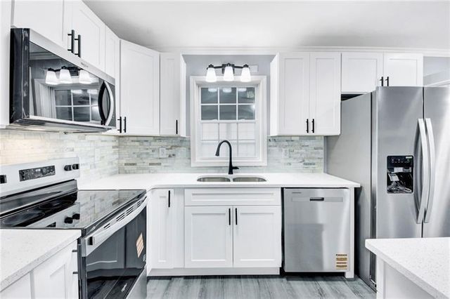 1406 Sycamore Drive NW, Kennesaw, GA 30152