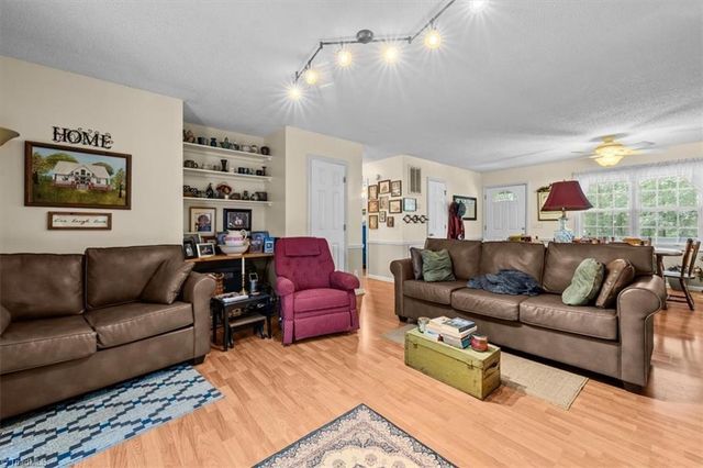 1737 Woodglo Drive, Asheboro, NC 27205