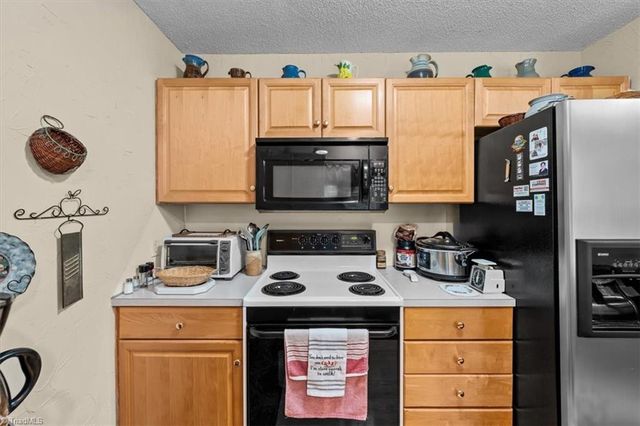 1737 Woodglo Drive, Asheboro, NC 27205