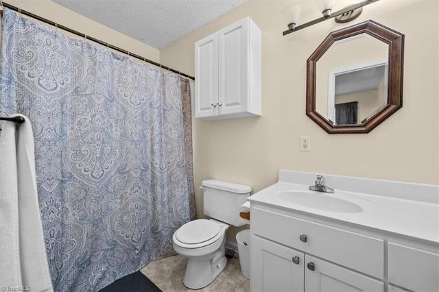1737 Woodglo Drive, Asheboro, NC 27205