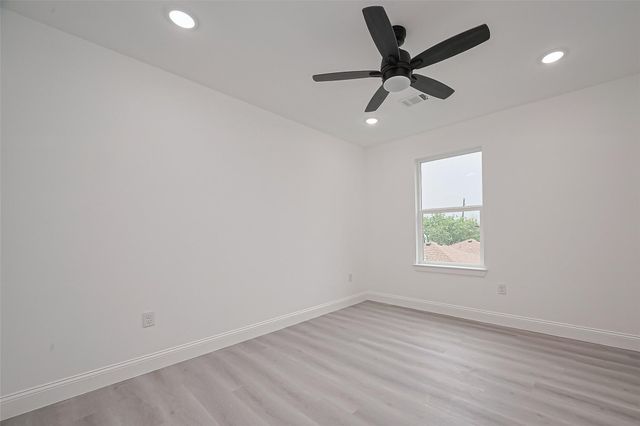 4516 Galesburg Street A, Houston, TX 77051