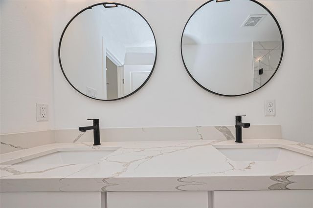 4516 Galesburg Street A, Houston, TX 77051