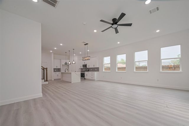 4516 Galesburg Street A, Houston, TX 77051