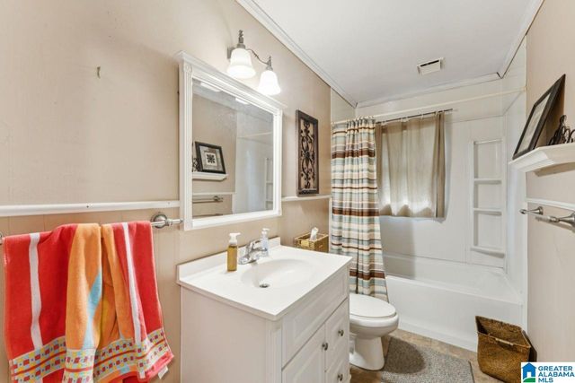 2716 CLYBURNE STREET, Hueytown, AL 35023