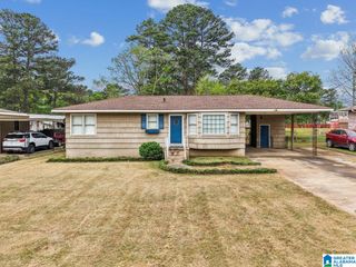 2716 CLYBURNE STREET, Hueytown, AL 35023