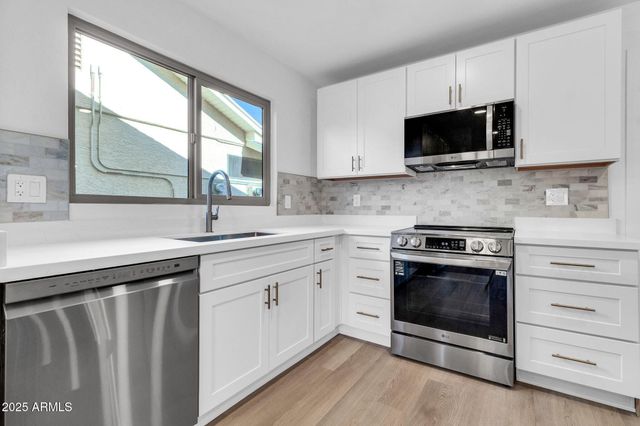 940 S 78TH Place, Mesa, AZ 85208