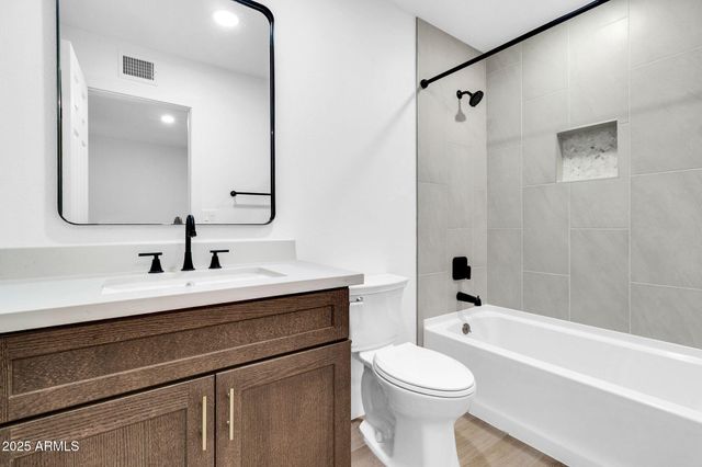 940 S 78TH Place, Mesa, AZ 85208