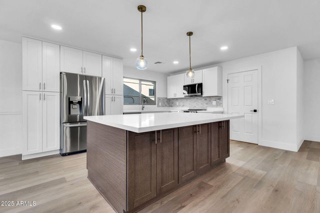 940 S 78TH Place, Mesa, AZ 85208