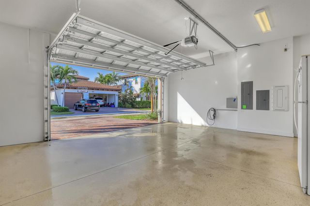 13363 Machiavelli Way, Palm Beach Gardens, FL 33418