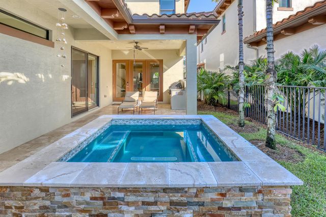 13363 Machiavelli Way, Palm Beach Gardens, FL 33418