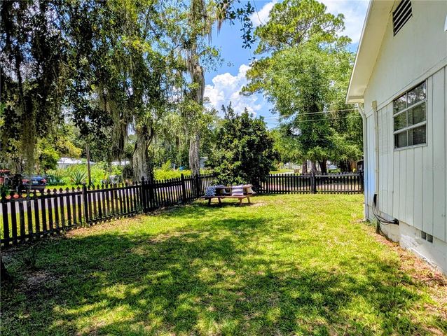 55914 BAY ROAD, Astor, FL 32102