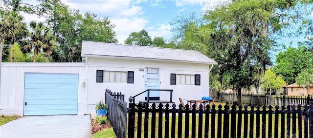 55914 BAY ROAD, Astor, FL 32102