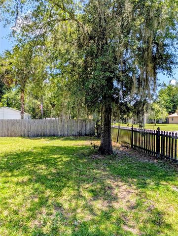 55914 BAY ROAD, Astor, FL 32102