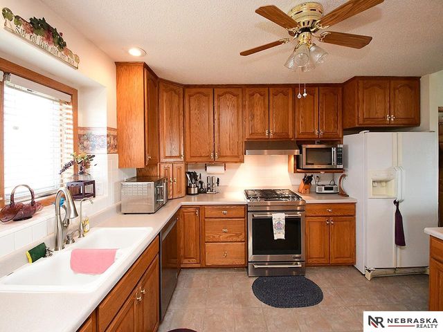 19000 NW 98th Street, Valparaiso, NE 68065