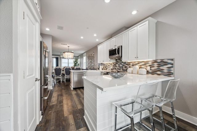 26471 Cat Tail Drive 101, Galveston, TX 77554