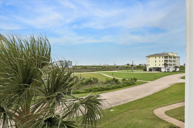 26471 Cat Tail Drive 101, Galveston, TX 77554