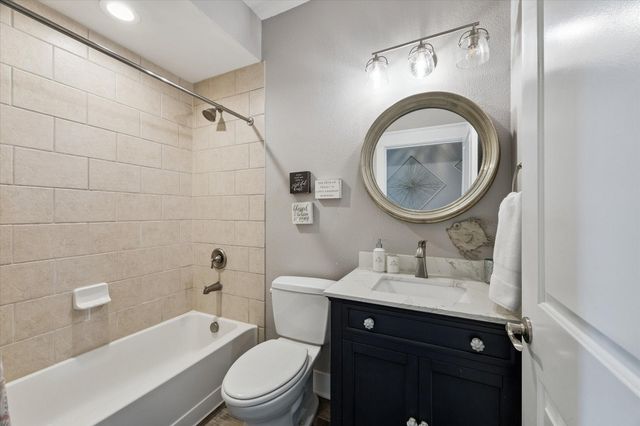26471 Cat Tail Drive 101, Galveston, TX 77554