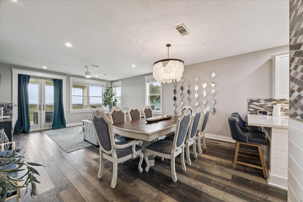 26471 Cat Tail Drive 101, Galveston, TX 77554