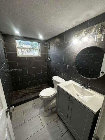 7101 SW 89th Ct 212, Miami, FL 33173