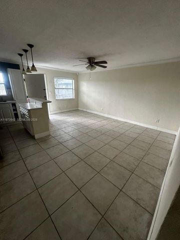 7101 SW 89th Ct 212, Miami, FL 33173