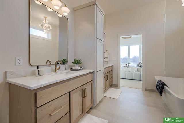 20658 Laurel Avenue, Elkhorn, NE 68022