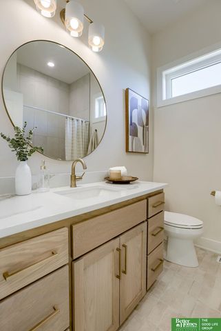 20658 Laurel Avenue, Elkhorn, NE 68022