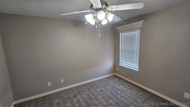 12912 E 132nd Street North N, Collinsville, OK 74021