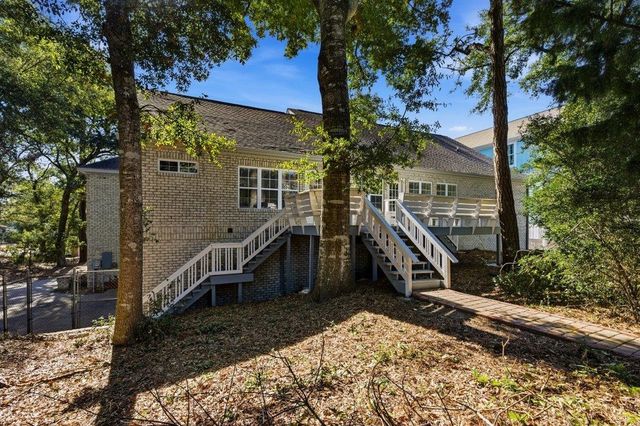 501 Hillside Dr. N, North Myrtle Beach, SC 29582