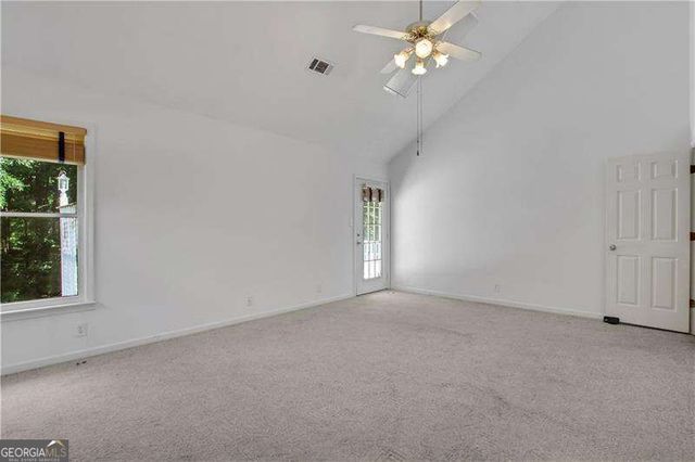 397 Ravinia Way, Lawrenceville, GA 30044
